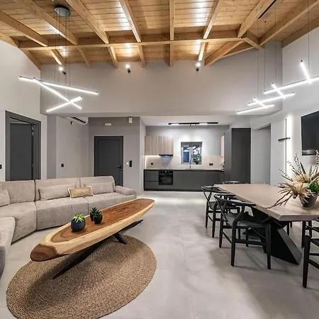 Luxury Gjovana's 2 سفوروناتا